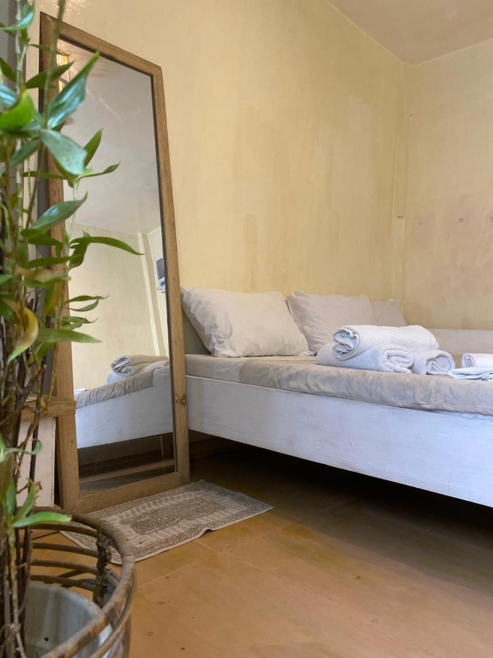 Malayah Hostel Генерал-Луна Экстерьер фото
