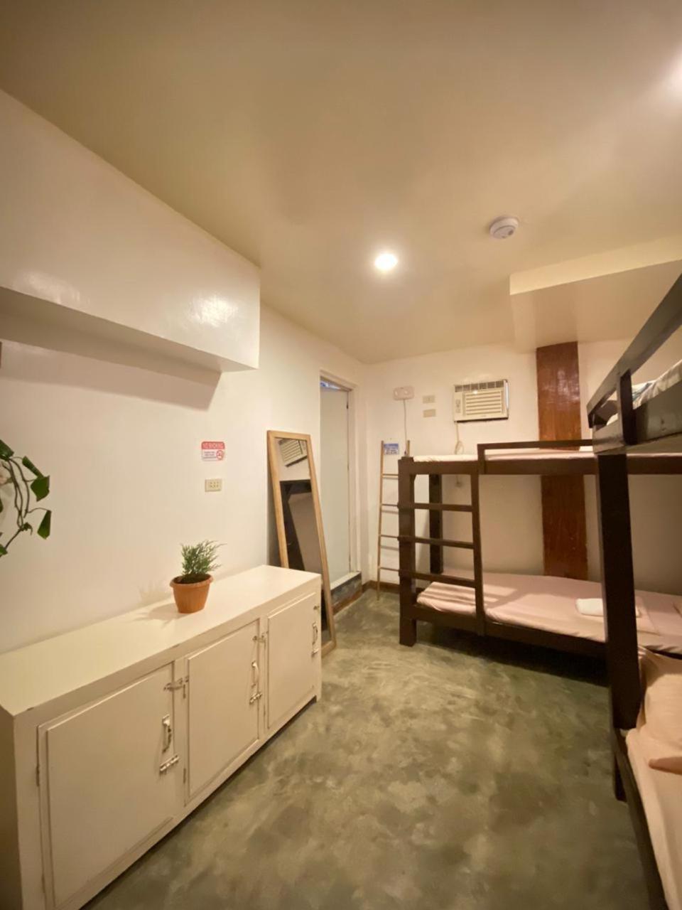 Malayah Hostel Генерал-Луна Номер фото