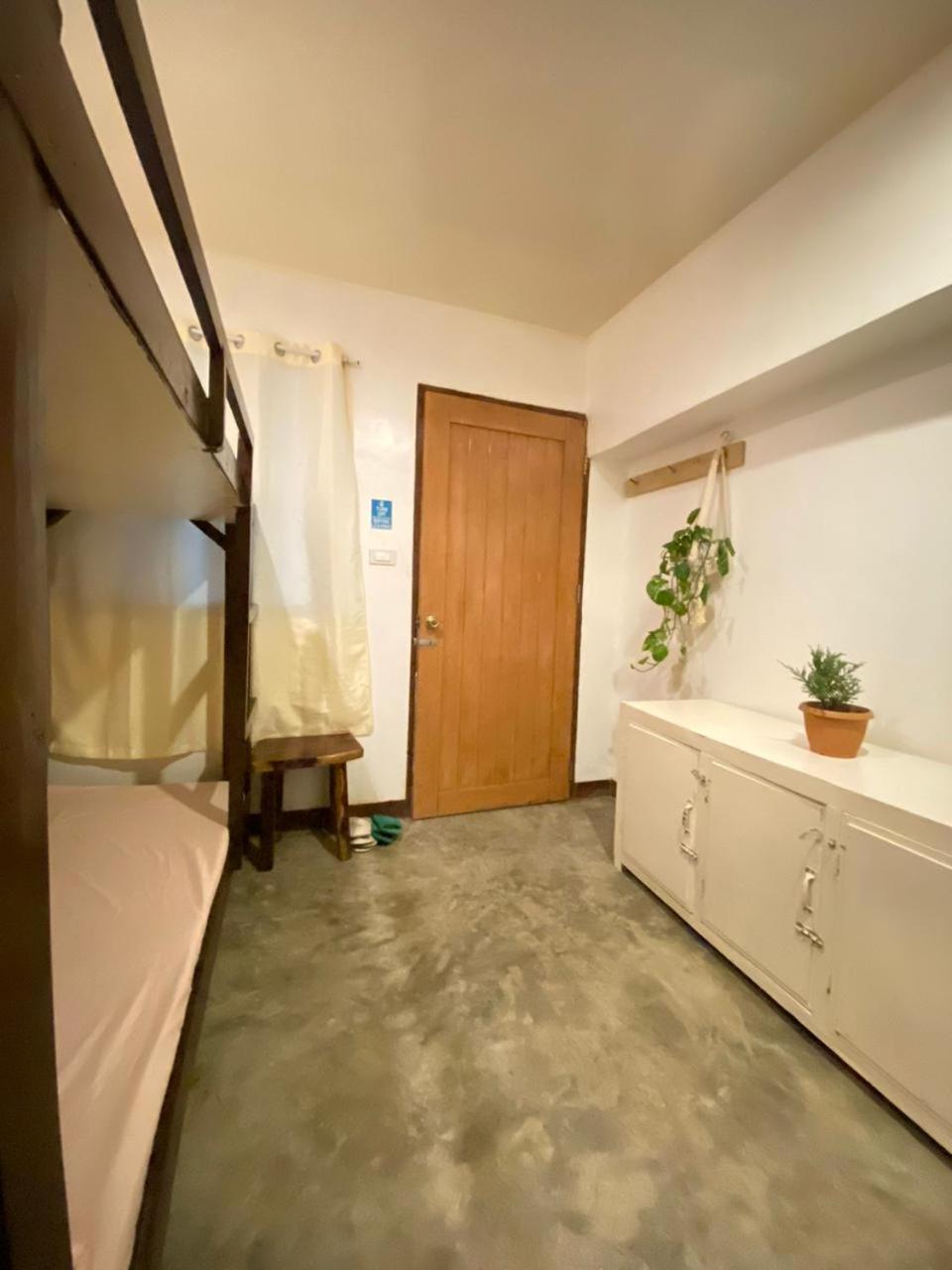 Malayah Hostel Генерал-Луна Номер фото